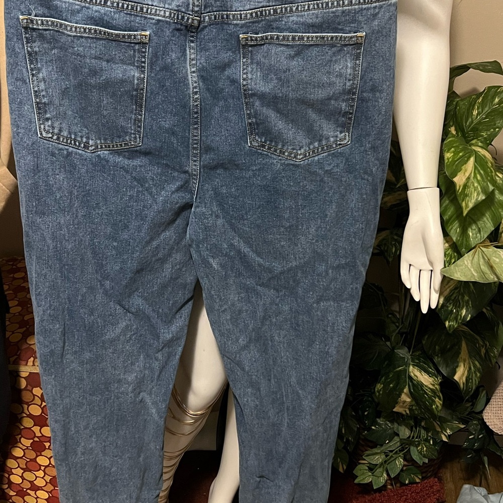 Distressed Blue Jeans - Picture 2 of 3